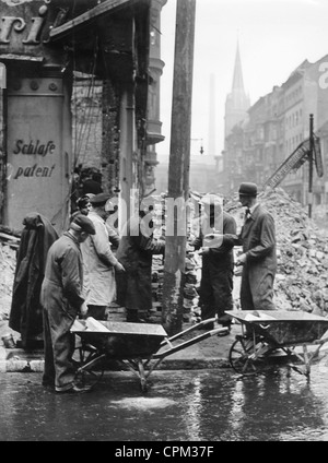 Bomb damages in Berlin, 1943 Stock Photo