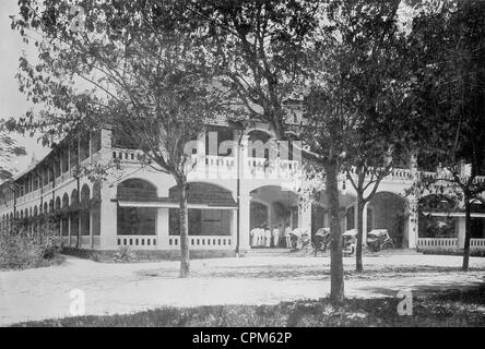 Hotel Kaiserhof in Dar es Salaam, German East-Africa, 1903 Stock Photo