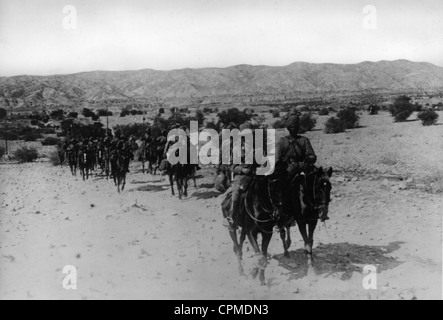 Indian troops on the march in Persia during the First World War, 1914 Stock Photo