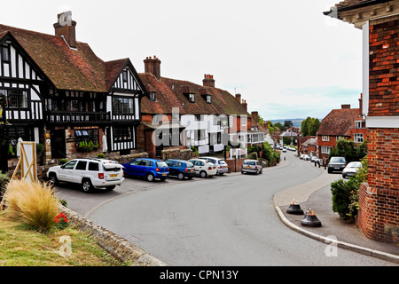 4004. The High Street, Goudhurst, Kent, UK Stock Photo