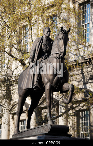 The Earl Haig Memorial equestrian bronze statue of World War One army commander Douglas Haig. Whitehall, London Stock Photo