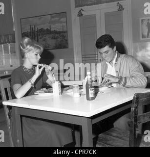 JAMES DARREN with wife Evy Norlund.Supplied by   Photos inc.(Credit Image: Â© Supplied By Globe Photos Inc/Globe Photos/ZUMAPRESS.com) Stock Photo