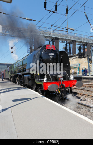 LMS Princess Coronation Class 6233 Duchess of Sutherland steam train at Carlisle Railway Station, Carlisle Stock Photo