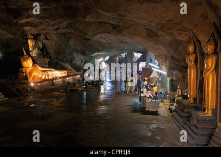 'Dark Cave', Wat Tham Suwankhuha (Heaven Grotto Temple), Phang-Nga Province, Thailand Stock Photo