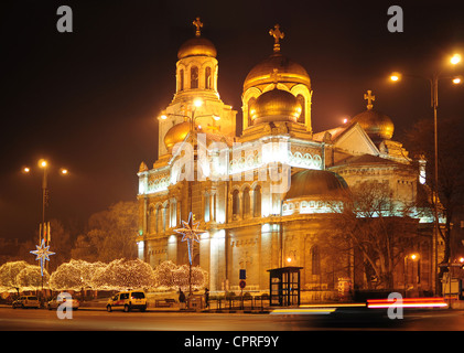 A night shot of the cathedral of Assumption in Varna, Bulgaria Stock Photo