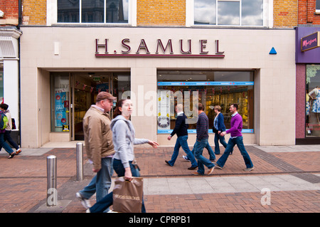 H Samuel Jewellery shop in Kingston upon Thames, Surrey, UK Stock Photo