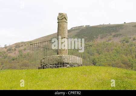 Elusegs Pillar broken shaft of the 9th century cross that gave the valley and Abbey their name Llangollen Denbishire Wales Cymru Stock Photo