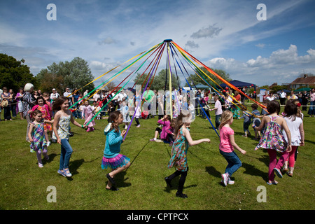 Traditional Maypole Dancing, Ringmer Village Fete, Sussex, England ...