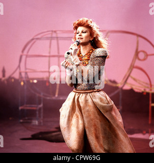 Milva (born Maria Ilva Biolcati), * 17.7.1939, Italian singer, half length, during a show, September 1989, Stock Photo