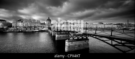 the Pont des Arts, with the Institut de France & Left Bank of the Seine, Paris, France Stock Photo