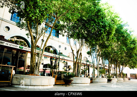 Overall shot of restaurants, Nelson Mandela Square, Sandton City Stock Photo