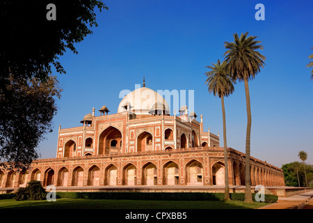 India, Delhi, Emperor Humayun's Tomb, 16th century Mughal tomb listed as World Heritage by UNESCO Stock Photo