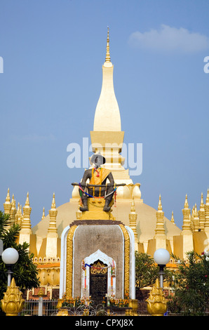 Laos Vientiane Pha That Luang this great stupa is symbol of sovereignty of Laos buddhist religion and also represents city