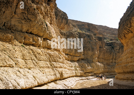 Tunisia, Mides Gorges, in the canyon near the Algerian border, hikkers Stock Photo