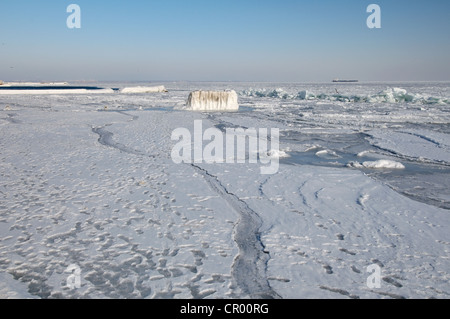 Frozen Black Sea, a rare phenomenon, occured in 1977 for the last time, Odessa, Ukraine, Eastern Europe Stock Photo