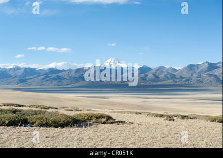 Tibetan Buddhism, snow-covered holy Mount Kailash, Gang Rinpoche mountain, south face with cleft Stock Photo