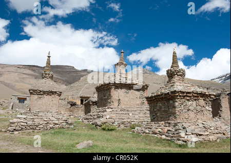 Tibetan Buddhism, Gyangdrak Gompa monastery, three ancient stupas, region around Mount Kailash, Ngari Prefecture Stock Photo