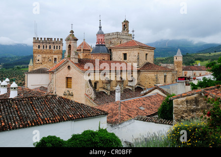 Real Monasterio de Santa Maria de Guadalupe monastery, Unesco World Heritage Site, Guadalupe, Extremadura, Spain, Europe Stock Photo