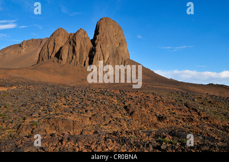 Volcanic landscape at Tahat, Atakor, Hoggar, Ahaggar Mountains, Wilaya Tamanrasset, Algeria, Sahara, North Africa Stock Photo