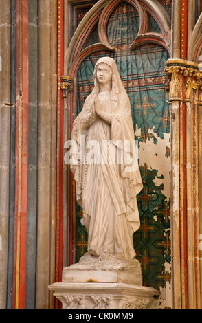 France, Haute-Garonne, Toulouse, statue of the virgin, cathedrale Saint-Etienne de Toulouse (St Stephen's Cathedral) Stock Photo