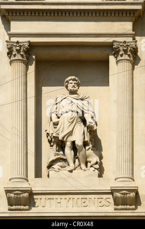 Statue of Euthymenes Greek Explorer in Niche of the Chamber of Commerce or La Bourse La Canebière Marseille or Marseilles Provence France Stock Photo