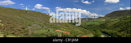 France, Aveyron, Millau Viaduct (A75 Motorway) built by Michel Virlogeux and Norman Foster, located between Causses de Stock Photo