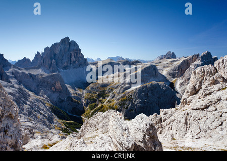 View from Mt Forcella Undici of Mt Croda dei Toni, Tre Cime di Lavaredo massif in the back, on the way to the Strada degli Stock Photo