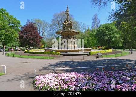 The golden Ross Fountain in West Princes Street Gardens, Edinburgh on a sunny spring day. Stock Photo