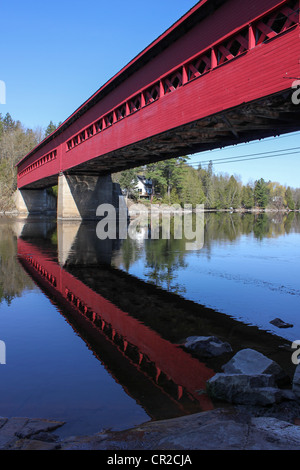 Covered Bridge on Trans Canada Trail at Wakefield, QC Stock Photo