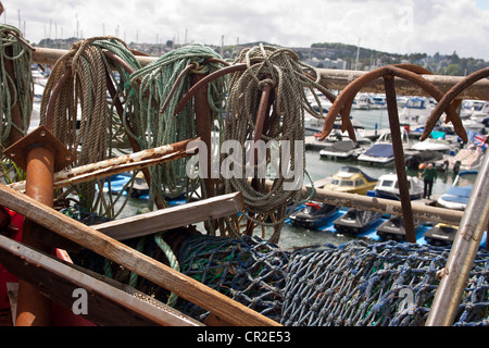 ropes and chains, fishing gear, fishing nets and chains, fishing equipment,  fishing trawler nets and wires, background, abstract fishing nets Stock  Photo - Alamy