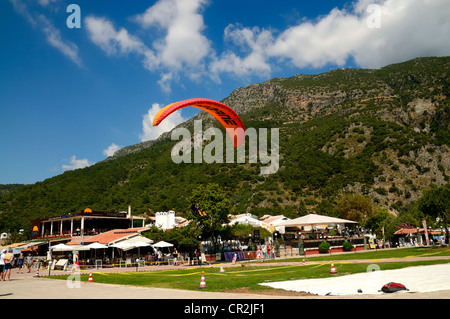 Olu Deniz Beach and para-gliders Stock Photo