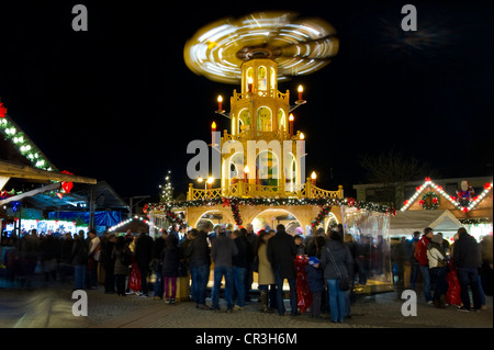 Christmas pyramid, Christmas market in Bruchsal, Baden-Wuerttemberg, Germany, Europe Stock Photo