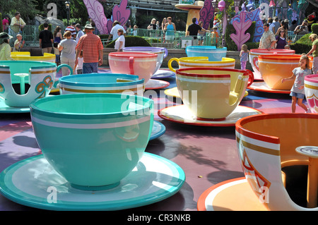 New 'Alice in Wonderland' Mad Hatter Teacup Mug at Disneyland Resort -  Disneyland News Today