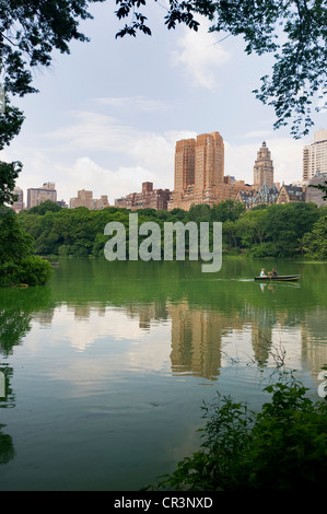 The Lake in Central Park, Upper West Side, Manhattan, New York, USA, America Stock Photo