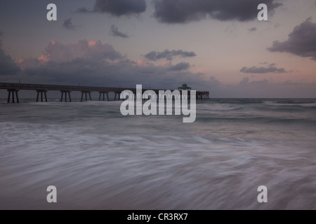 Boca Raton Pier, Boca Raton Beach, Florida, USA Stock Photo