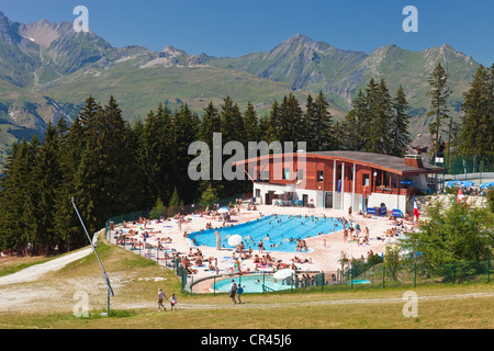 France, Savoie, Les Arcs 1800, the pool Stock Photo