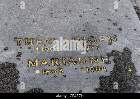 Grave of Theo Lingen, actor, Wiener Zentralfriedhof, Vienna's central cemetery, honorary grave, Vienna, Austria, Europe Stock Photo