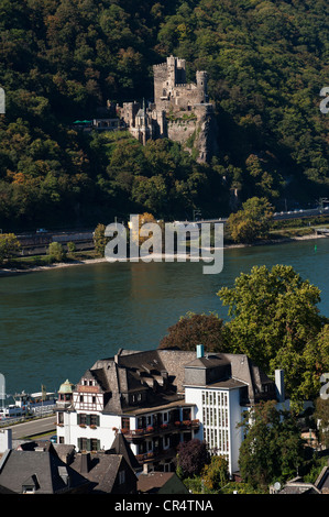 Burg Rheinstein Castle on the Rhine with Assmannshausen, Rheingau, Rhine District, Hesse, Germany, Europe Stock Photo