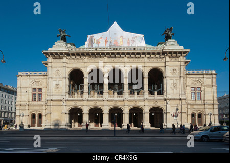 Wiener Staatsoper, Vienna State Opera, Vienna, Austria, Europe, PublicGround Stock Photo