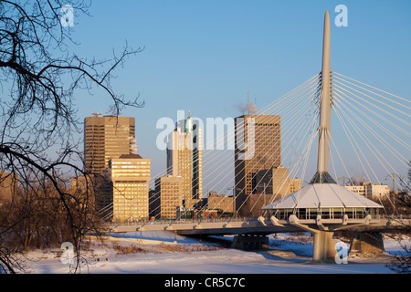 Canada, Manitoba Province, Winnipeg, downtown, Red River of the North frozen in Winter, Provencher Bridge by architect Gabourey Stock Photo