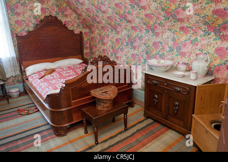 Canada, New Brunswick, Acadia, Fredericton, Kings Landing, recreated village, Maison Perley (Perley House), bedroom Stock Photo