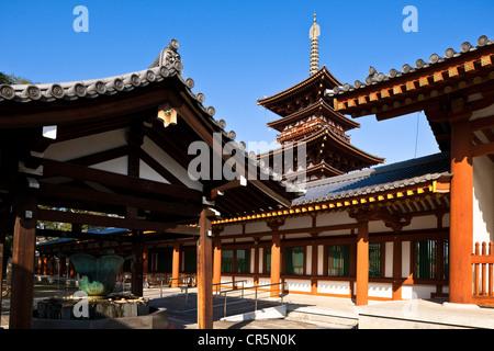 Japan, Honshu Island, Kinki Region, city of Nara, Historic Monuments of Ancient Nara UNESCO World Heritage, Yakushi-ji Temple Stock Photo