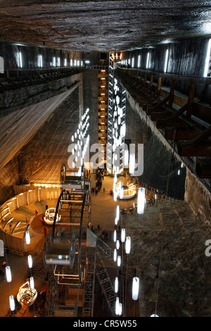 Salina Turda salt mine with a view over Mina Rudolf and the amusement park, Turda, Thorenburg, Cluj, Transylvania, Romania Stock Photo