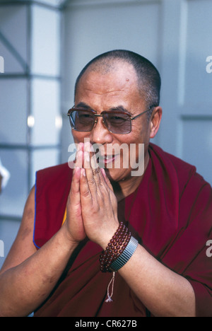 Dalai Lama 14th (Tenzin Gyatso), * 6.7.1935, Tibetan lama and politician, half length, IFA, Berlin, September 1991, Stock Photo