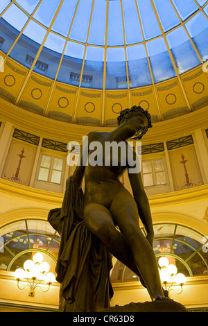France, Paris, Galerie Colbert, statue of Eurydice bitten by a snake by Nanteuil Lebeuf so called Nanteuil in the center of the Stock Photo