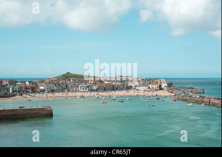 St Ives, Cornall, England, UK - View of beach and harbor Stock Photo