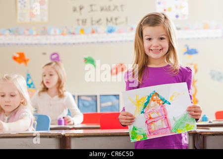 USA, Utah, Orem, Children (4-5, 6-7) during art classes Stock Photo