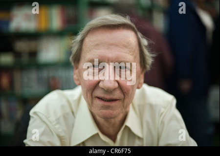 Anthony Giddens, British sociologist pictured at The Telegraph Hay Festival 2012, Hay-on-Wye, Powys, Wales, UK Stock Photo