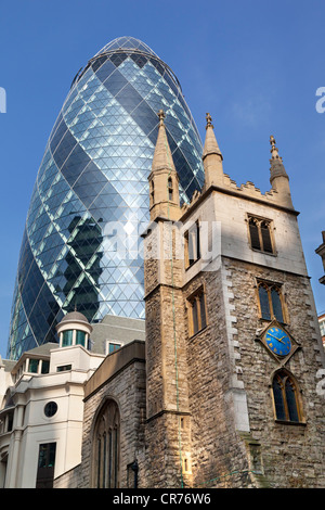 St Helen's Bishopsgate, with the Gherkin in background, City of London 2 Stock Photo