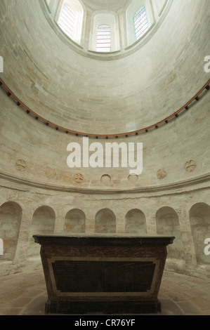 France, Morbihan, Gulf of Morbihan, Vannes, Saint Pierre cathedral, Blessed Sacrament chapell, tomb of Saint Vincent Ferrier Stock Photo